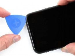 Surtido de herramientas de palanca y apertura de iFixit8